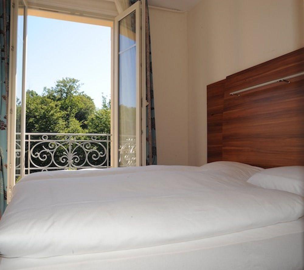 Albert Premier Hotel Bagnoles-de-l'Orne Bagian luar foto